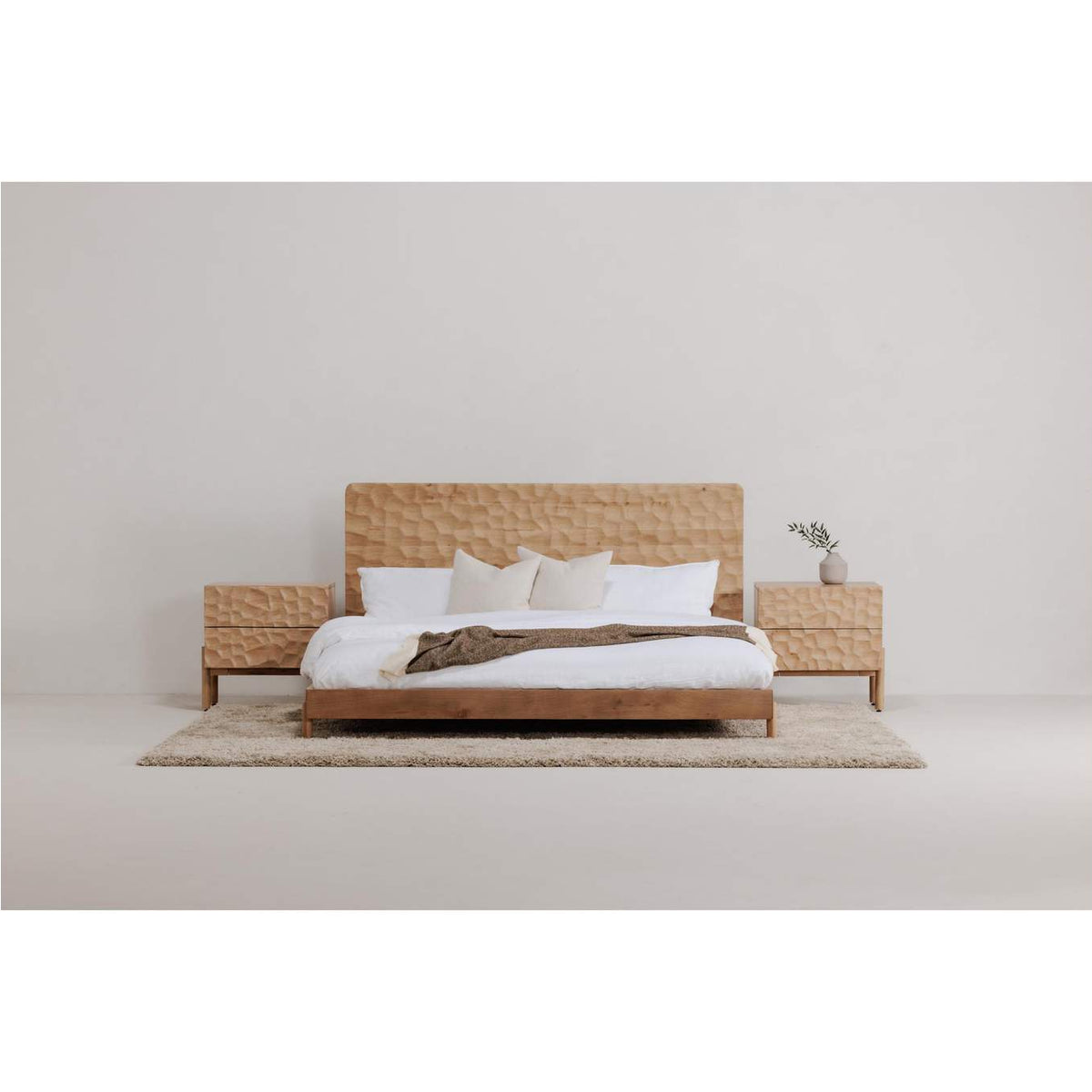 GZ-1160-24-0 Misaki Queen Bed Natural