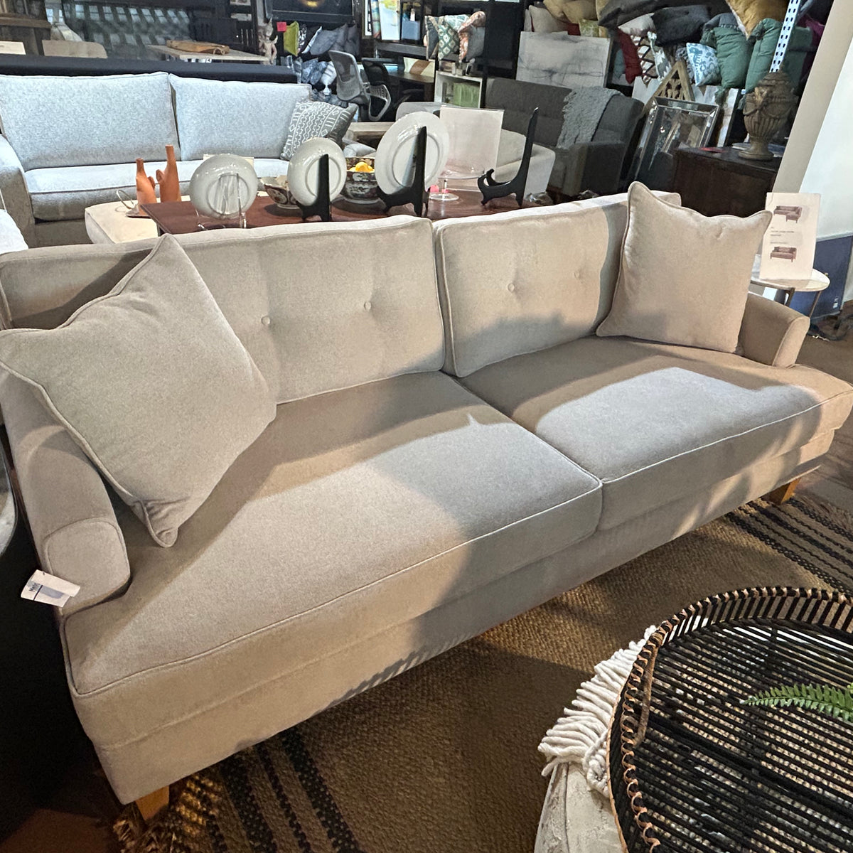 Nile Sofa Flores Design