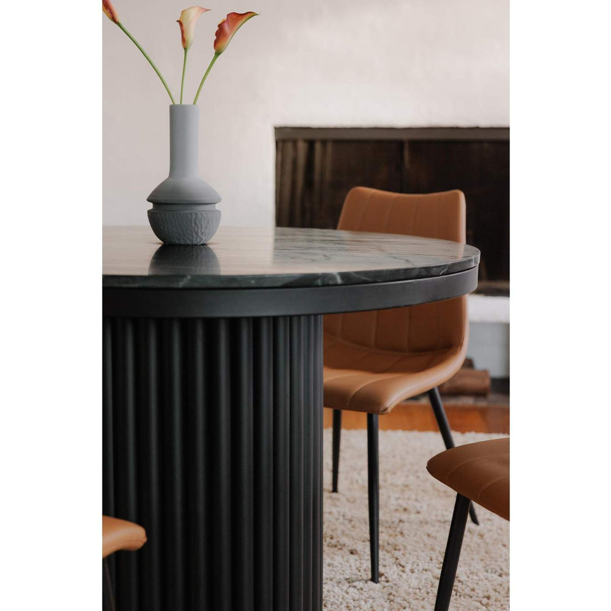 JD-1034-02-0 Tower Dining Table Black Marble