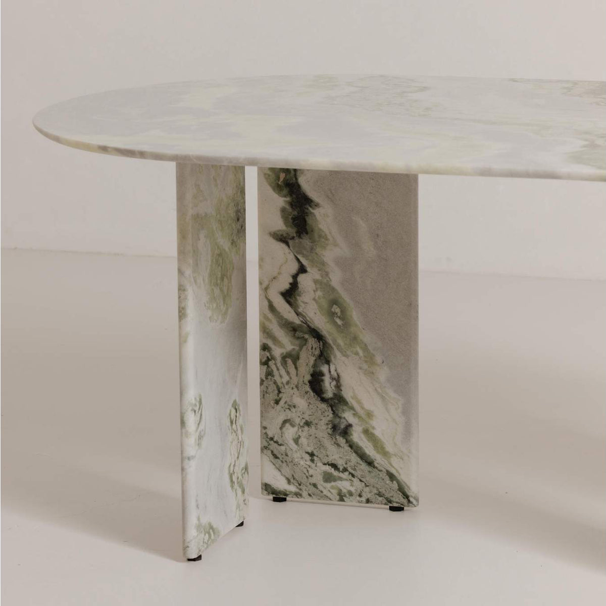 JD-1075-16-0 Celia Oval Dining Table Green Onyx Marble