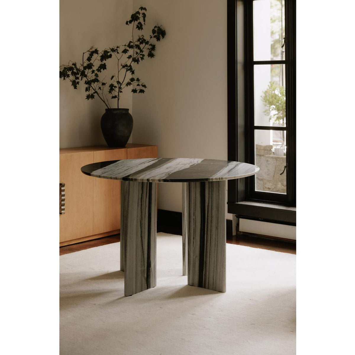 JD-1076-37-0 Celia Round Dining Table Panda Marble