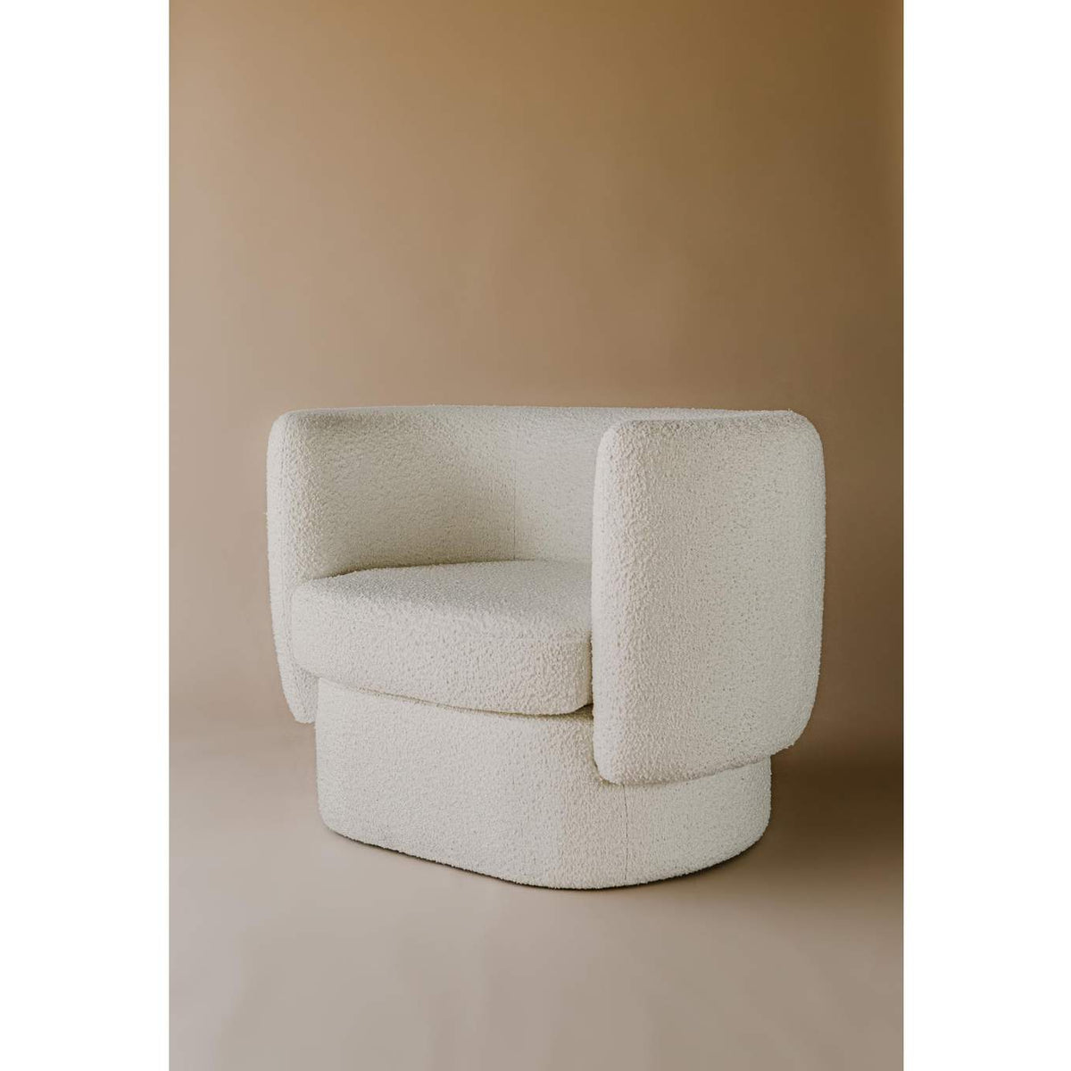 JM-1002-18 Koba Chair Maya White