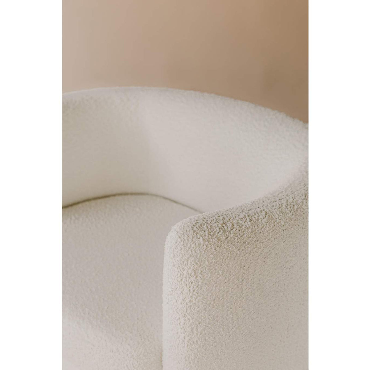 JM-1002-18 Koba Chair Maya White