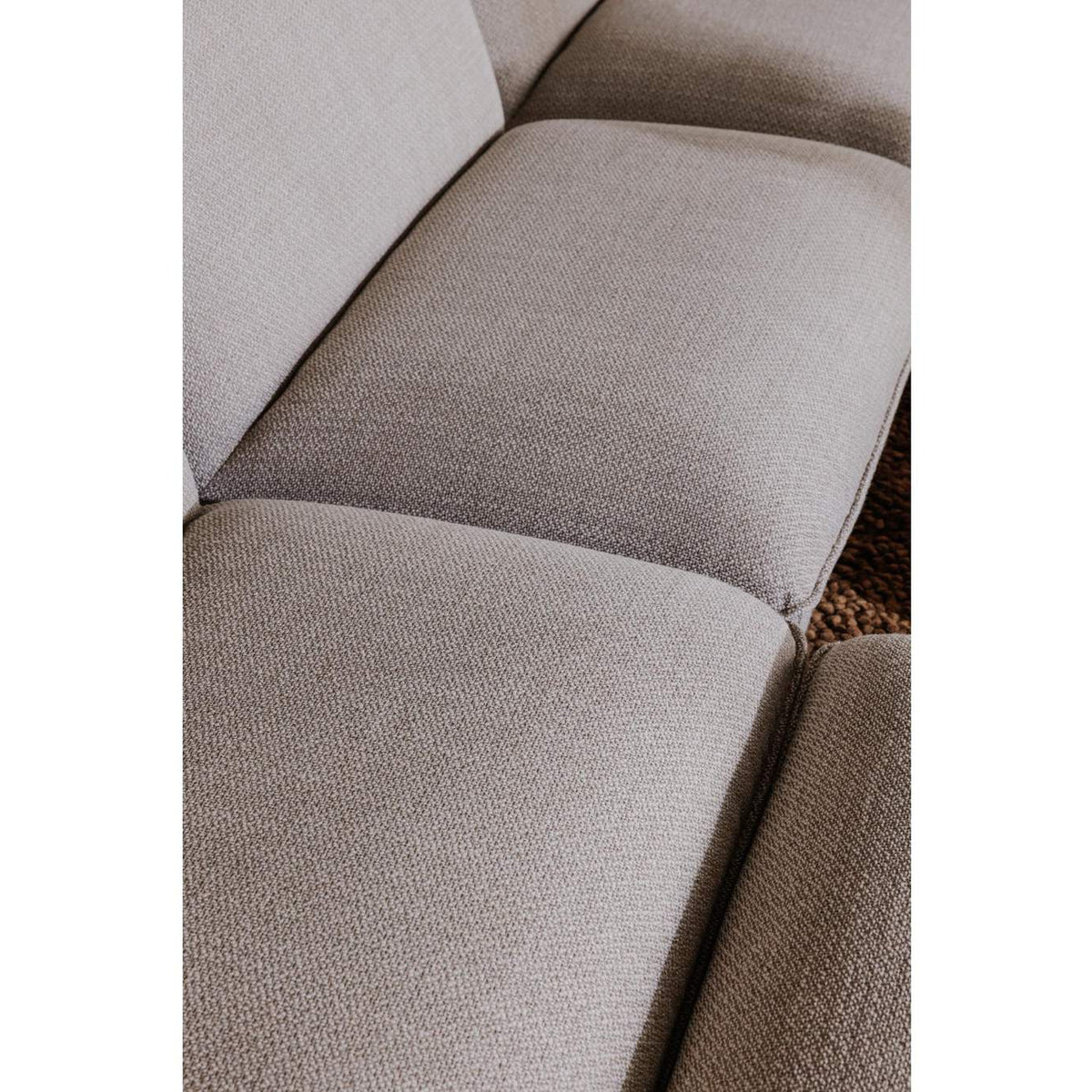 KQ-1014-15 Zeppelin Ottoman Speckled Pumie