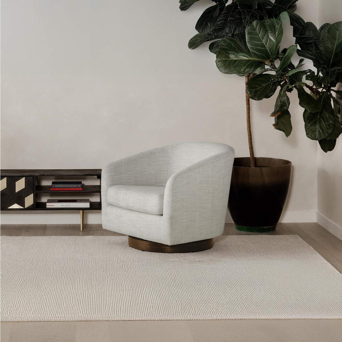 KQ-1015-05-USA Oscy Swivel Chair Splashed White