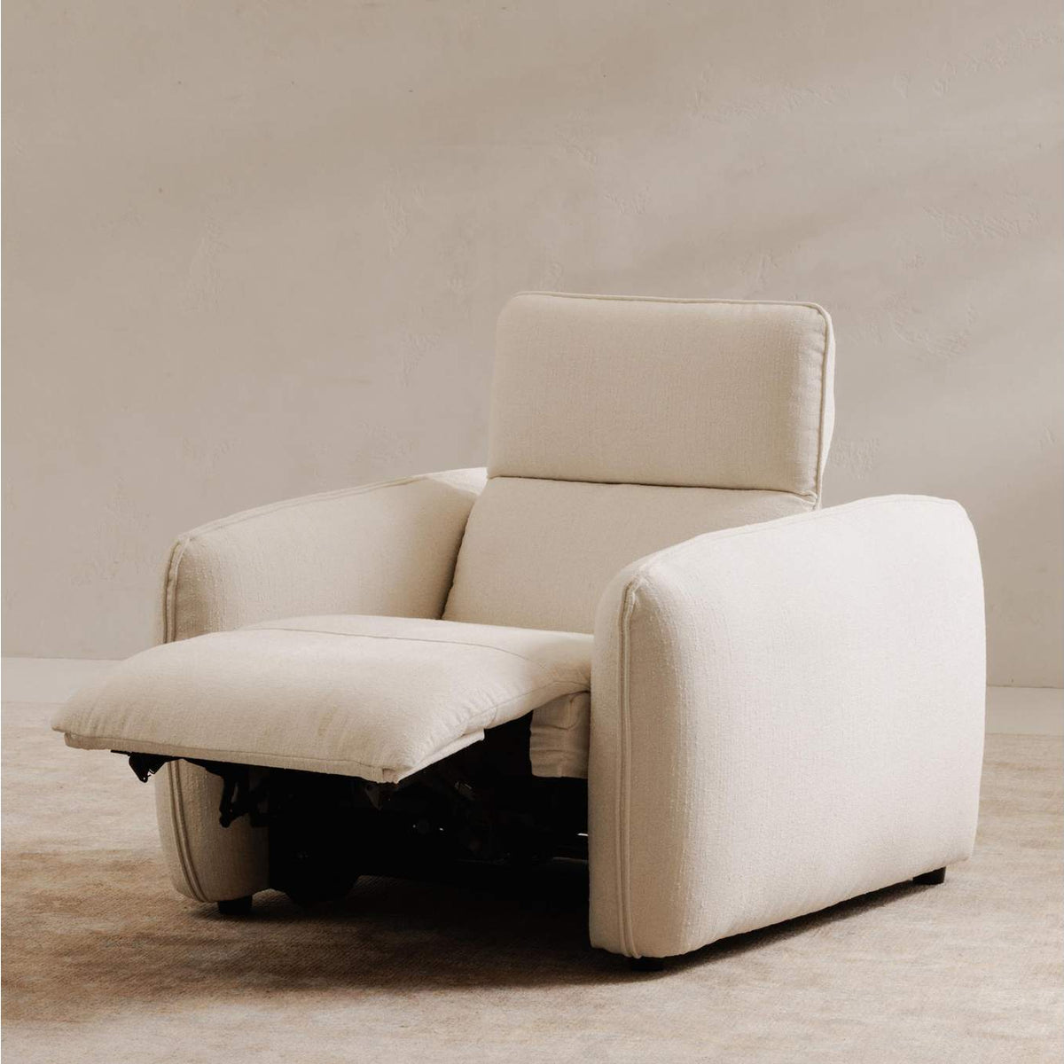 KQ-1027-18-USA Eli Power Recliner Chair Warm White