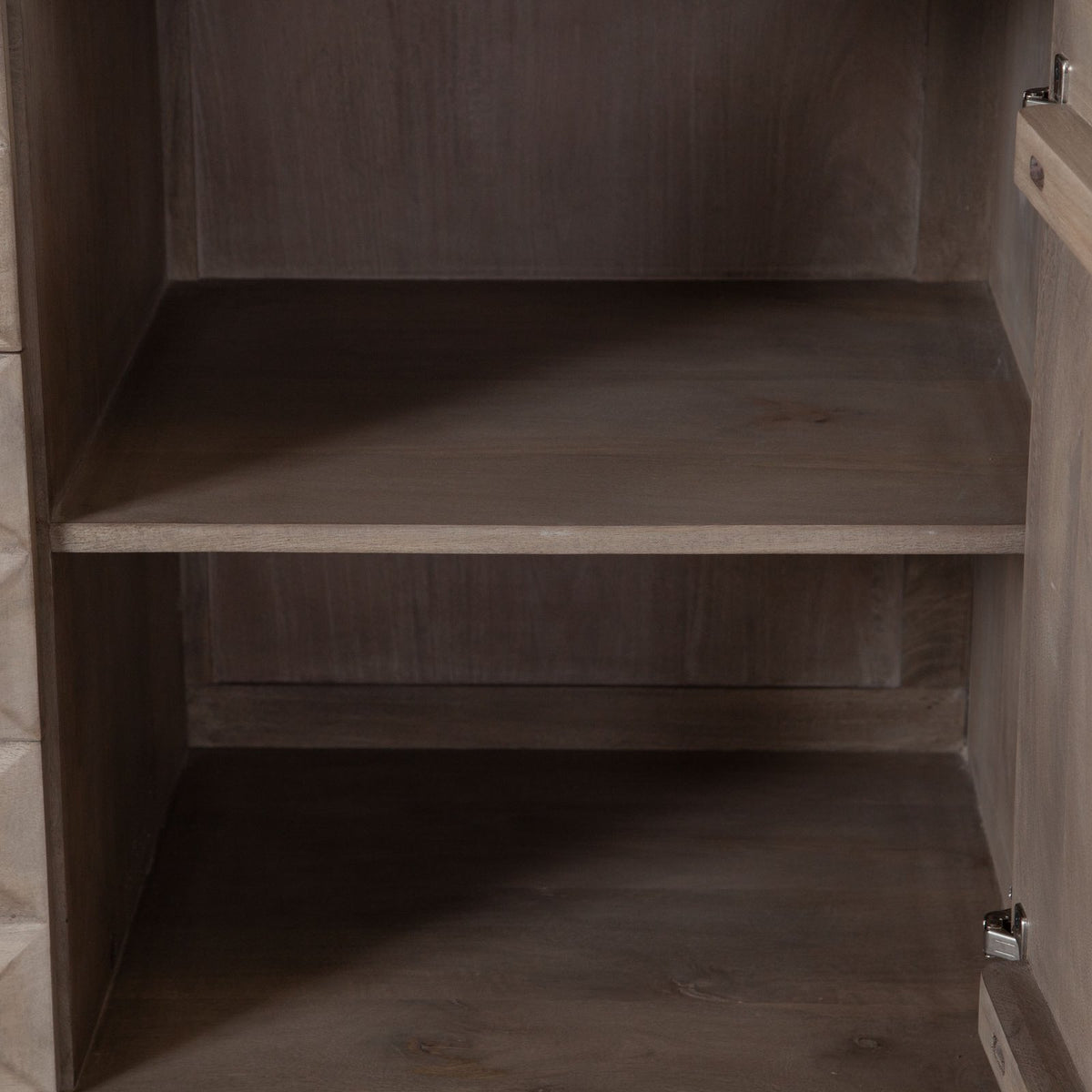 Madera 3-Drawer/2-Door Solid Wood Dresser