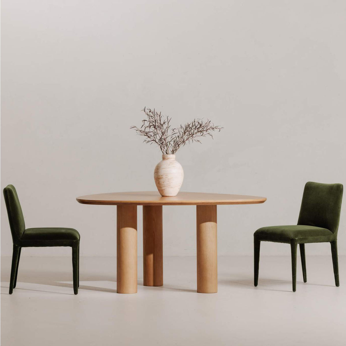 ME-1062-27 Calla Dining Chair Green Velvet - Set Of Two
