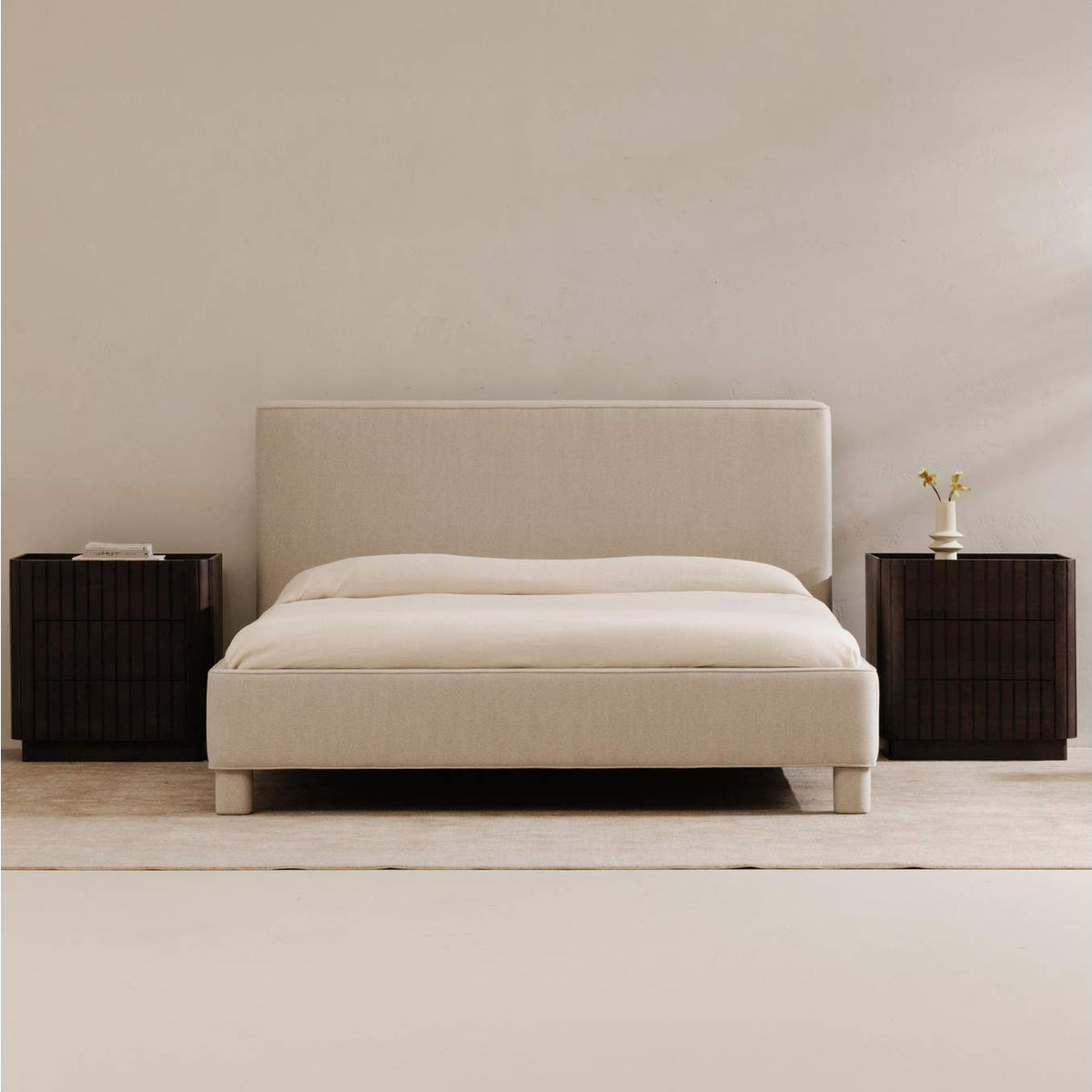 OA-1002-29-0 Ichigo Queen Bed Light Grey