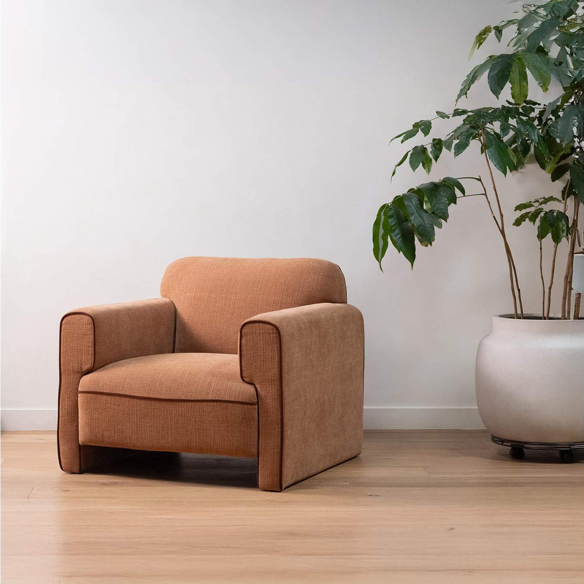 OA-1059-21 Leo Chair Light Brown