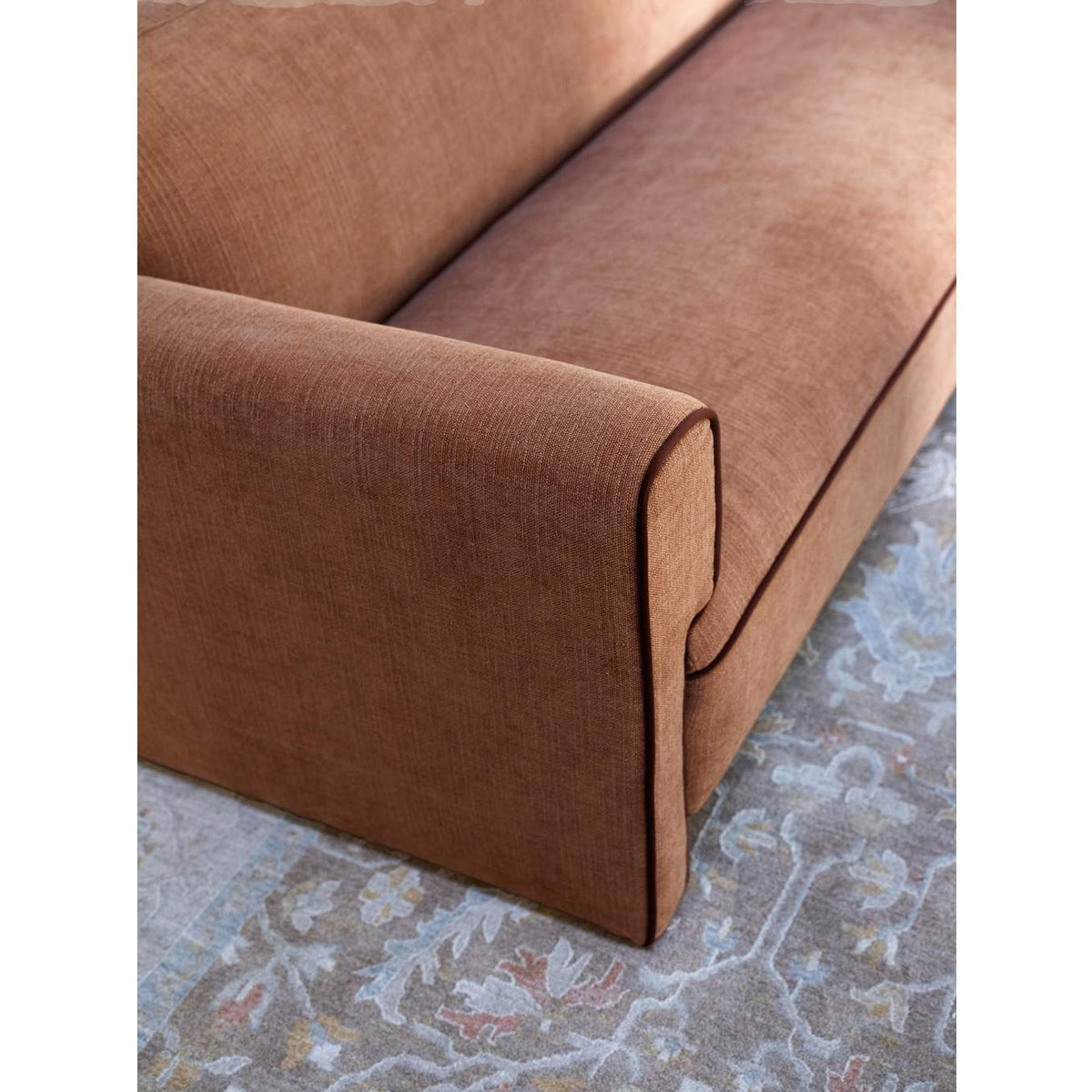 OA-1076-21 Leo Sofa Light Brown