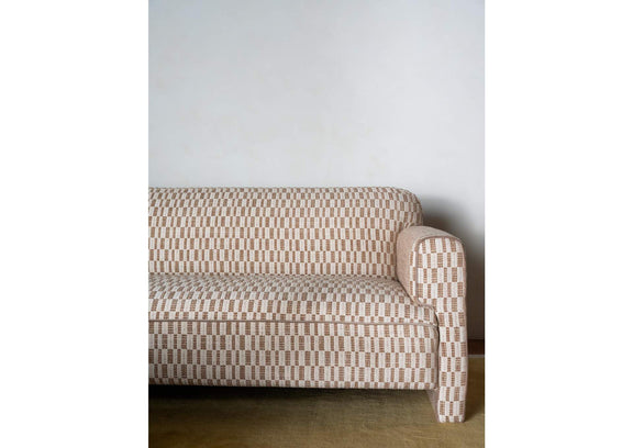 OA-1076-39 Leo Sofa Taupe