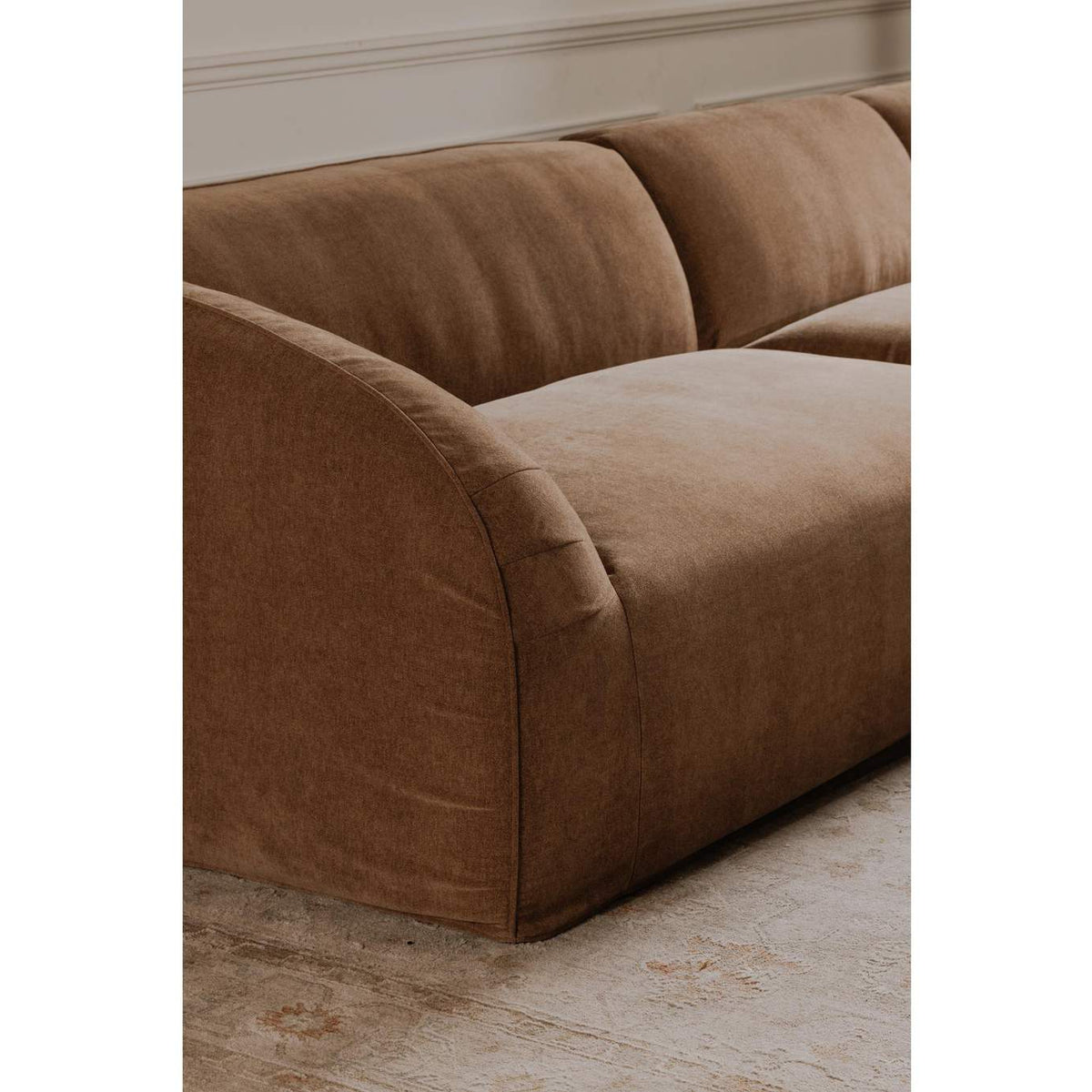 OA-1080-03 Isla Slipper Chair Mocha