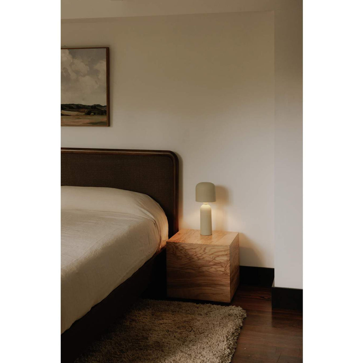 OD-1019-34 Echo Lamp Cream