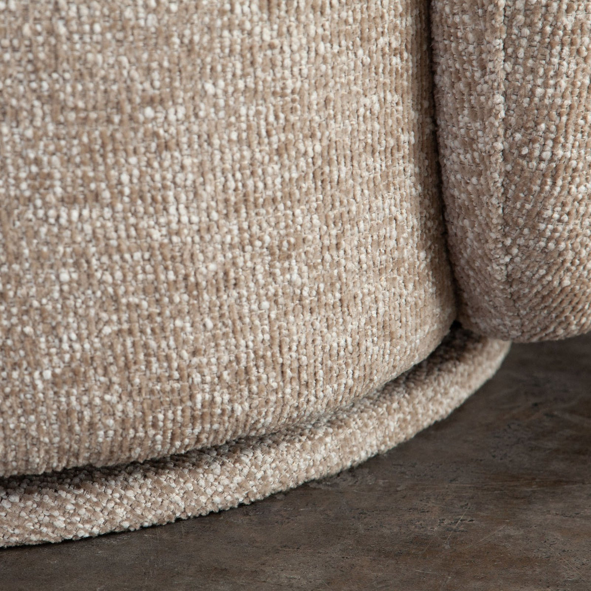 Olli Swivel Chair