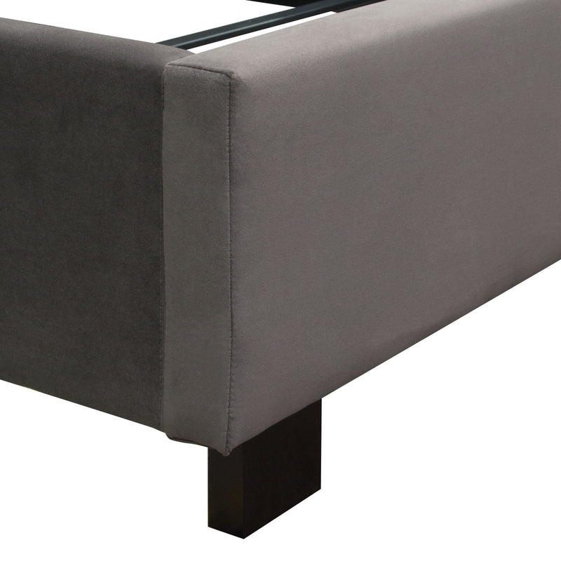 Park Avenue Tufted Bed