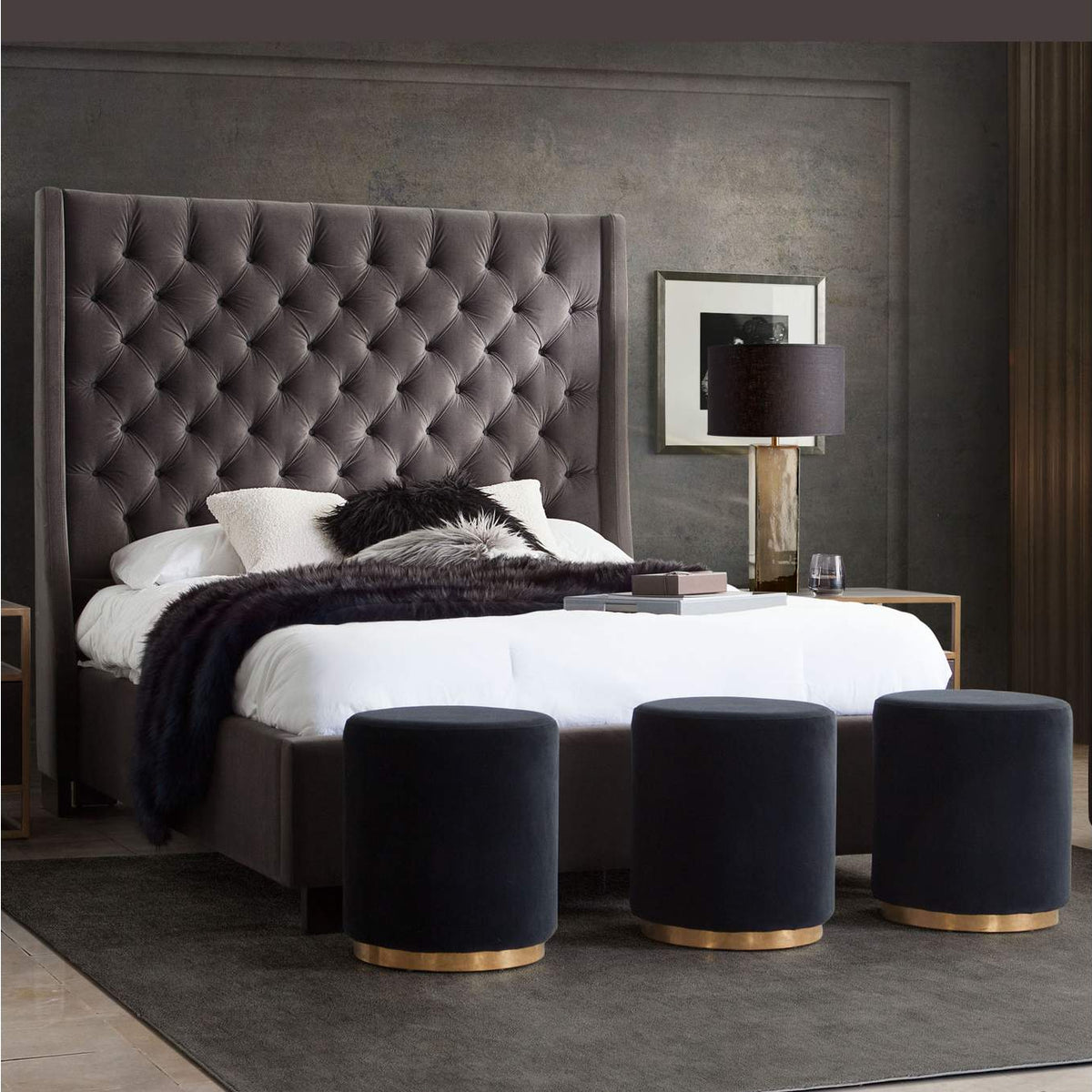 PARKAVESKQUBED Park Avenue Queen Tufted Bed With Vintage Wing In Smoke Grey Velvet