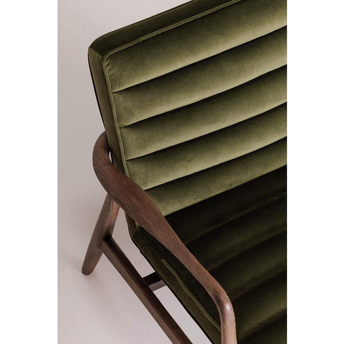 PK-1098-27 Anderson Armchair Dark Ivy