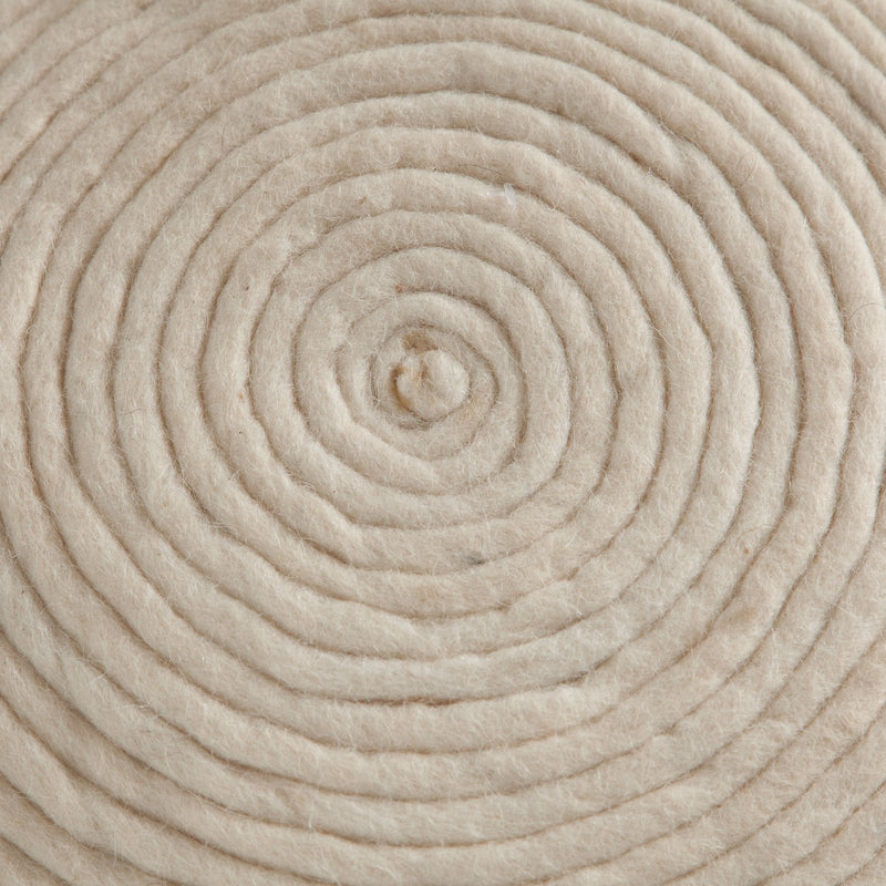 Round Pouf