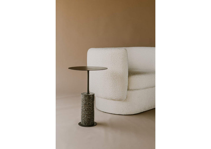QJ-1018-02-0 Lillith Accent Table Black