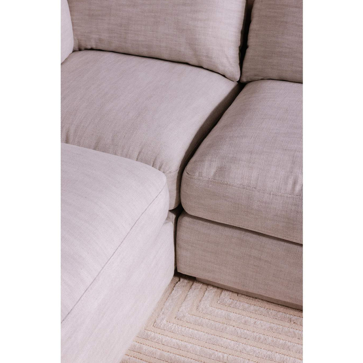 RN-1103-39 Justin Slipper Chair