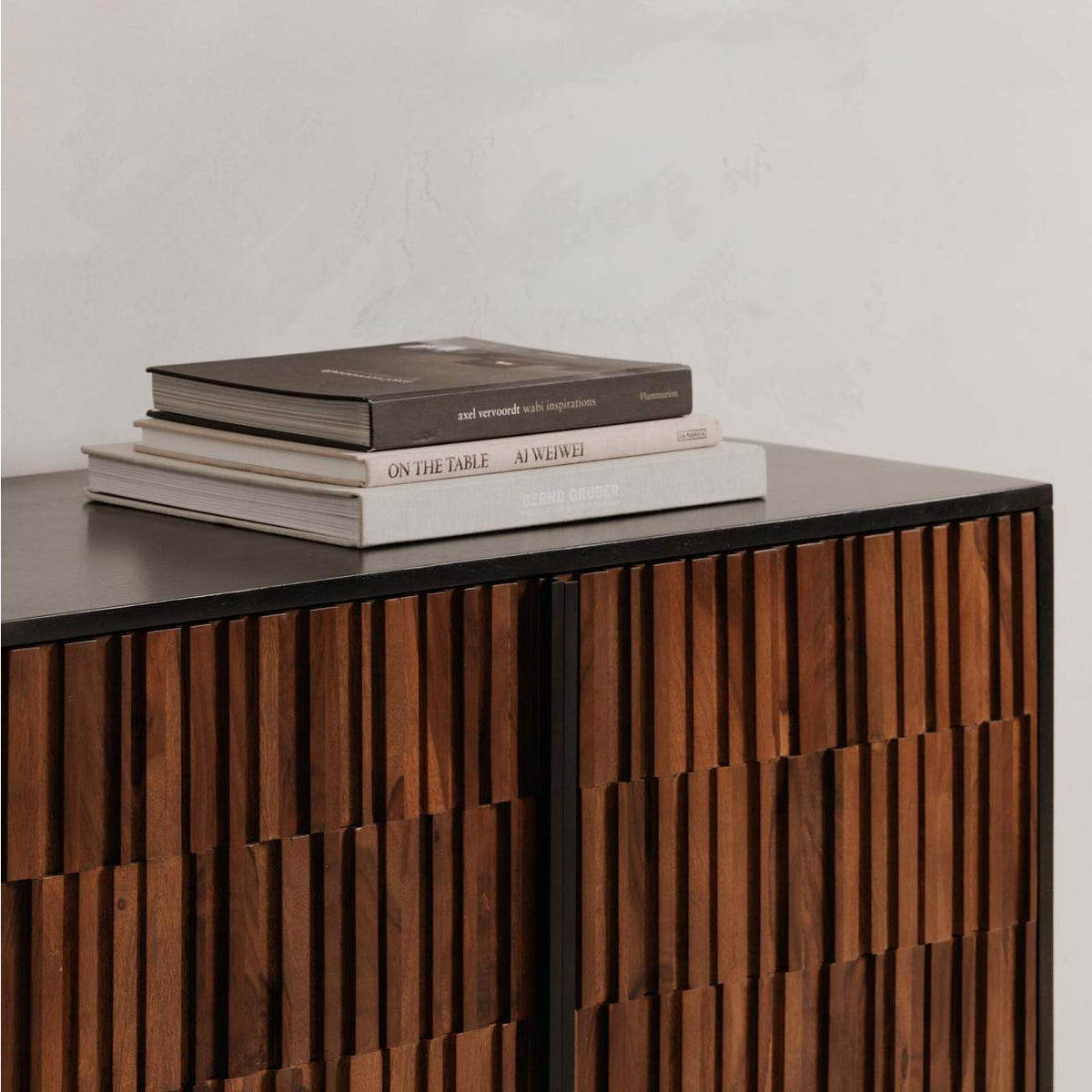 RP-1004-02 Jackson Sideboard Black