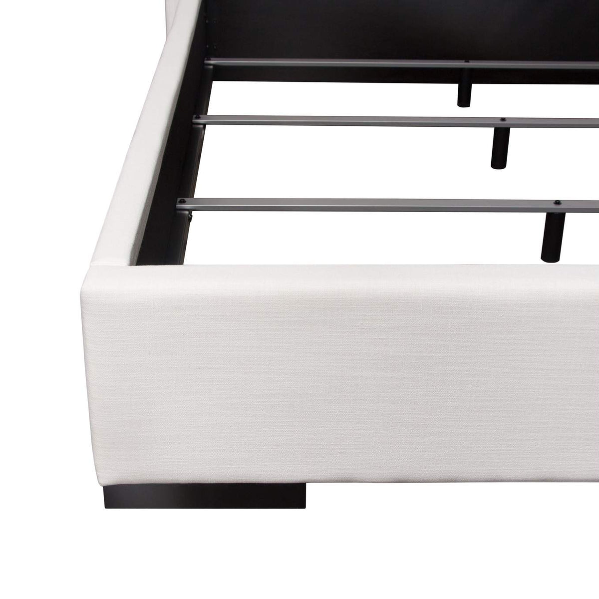 SEATTLEWHQUBED Seattle Queen Bed With Vintage Wing In White Linen