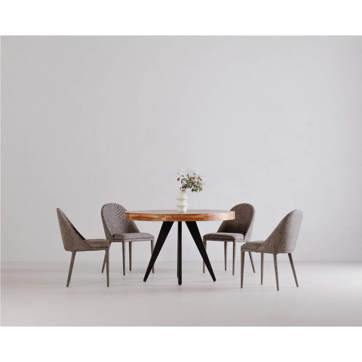 TL-1010-14 Parq Round Dining Table Amber