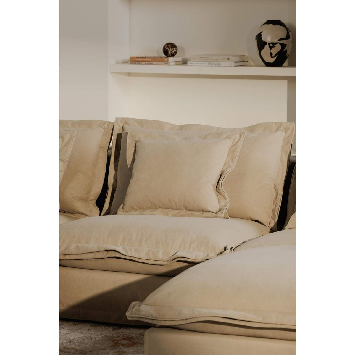 UB-1023-34 Olivia Slipper Chair Sand