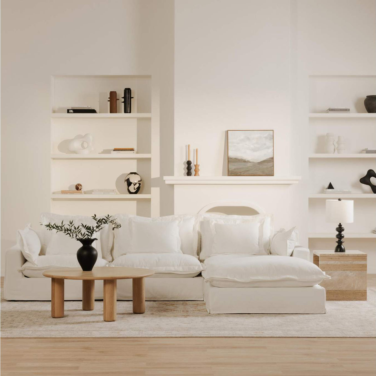 UB-1024-18 Olivia Ottoman White