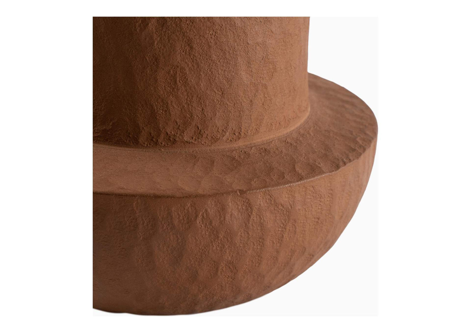 UO-1006-24 Pata Decorative Vessel