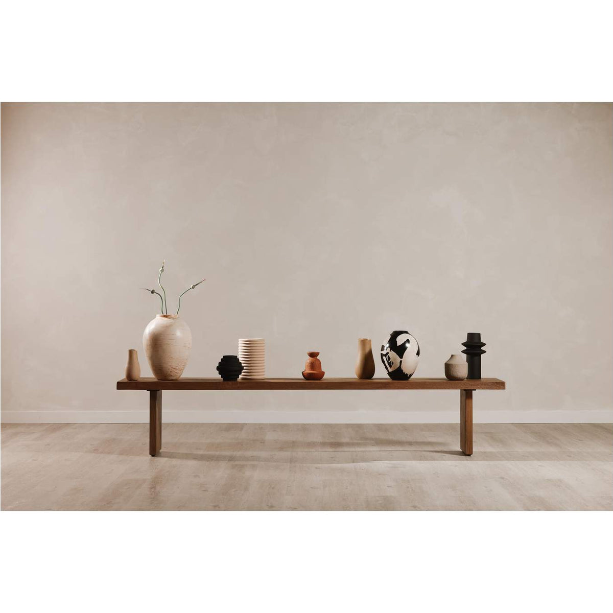 UO-1006-24 Pata Decorative Vessel