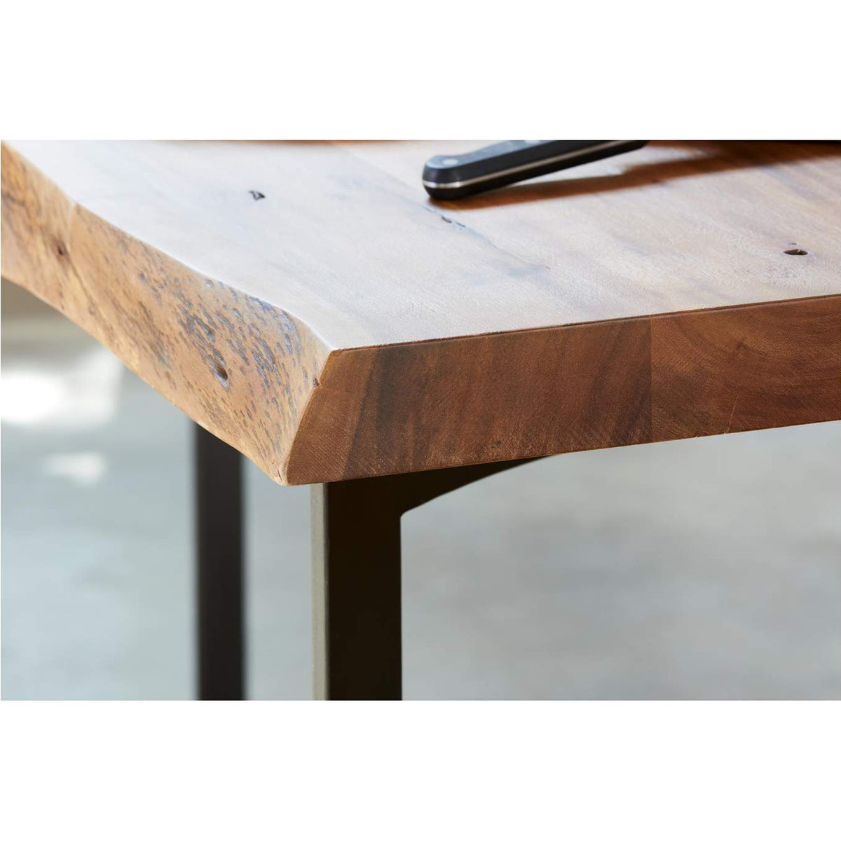 VE-1039-03-0 Bent Counter Table Brown