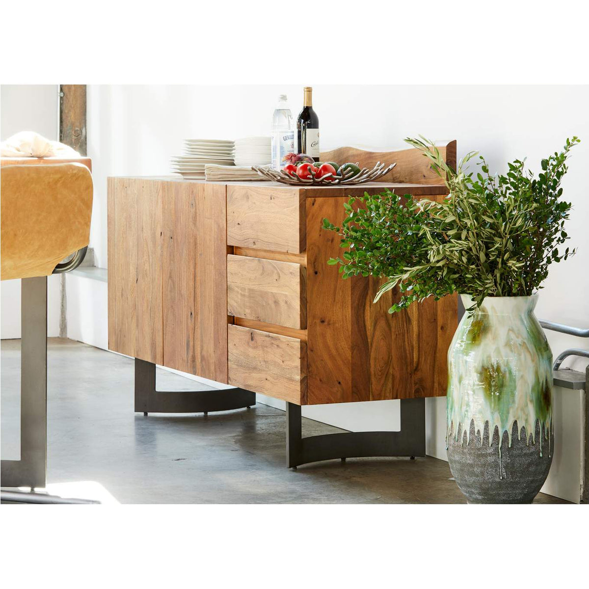 VE-1040-03 Bent Sideboard Brown