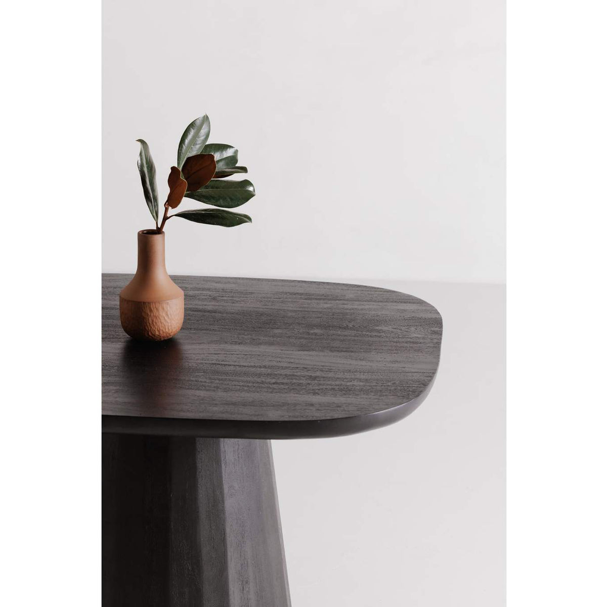 VE-1111-02-0 Freed Dining Table Black
