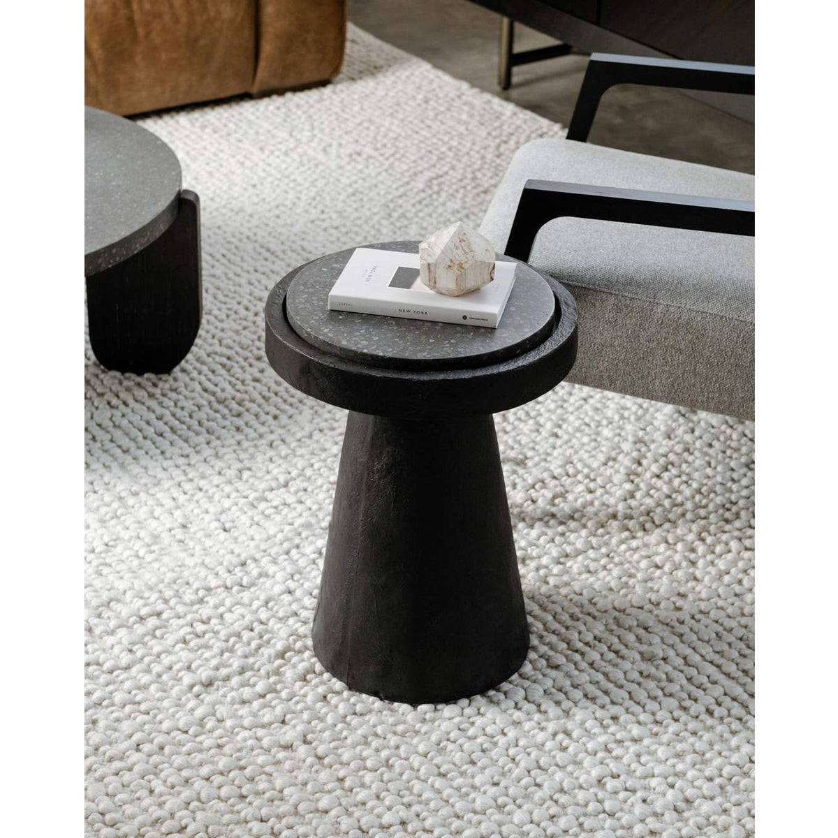 VH-1015-02 Book Accent Table Black