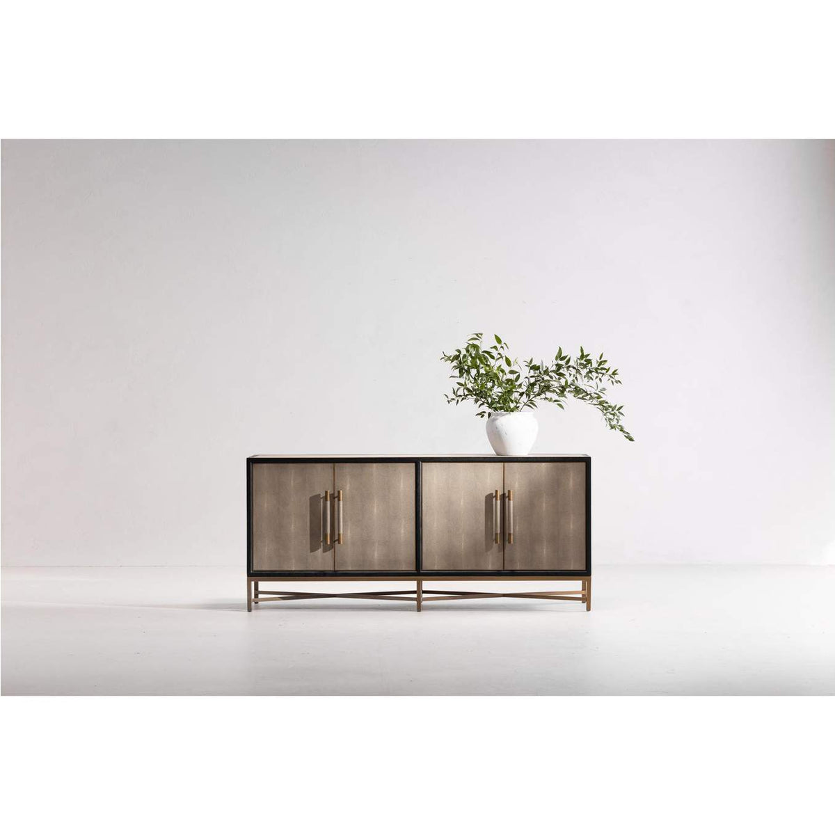 VL-1048-15 Mako Small Sideboard Grey