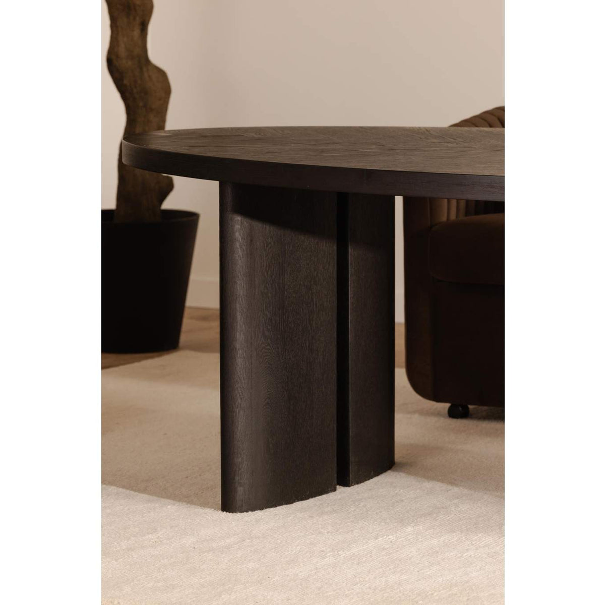 VL-1090-02-0 William Dining Table Black