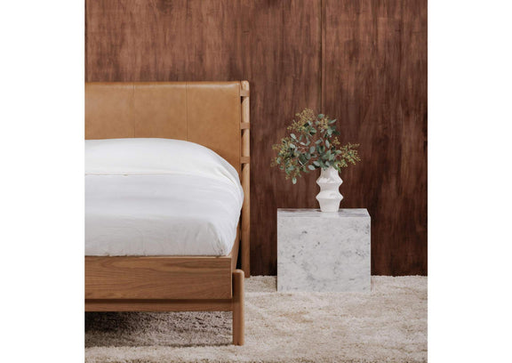 YC-1045-24-0 Colby Queen Bed Brown