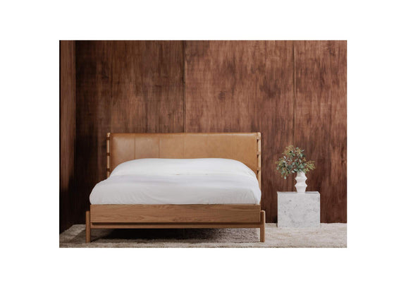 YC-1045-24-0 Colby Queen Bed Brown