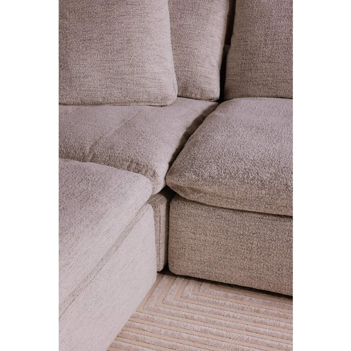 YJ-1001-49 Clay Slipper Chair Coastside Sand