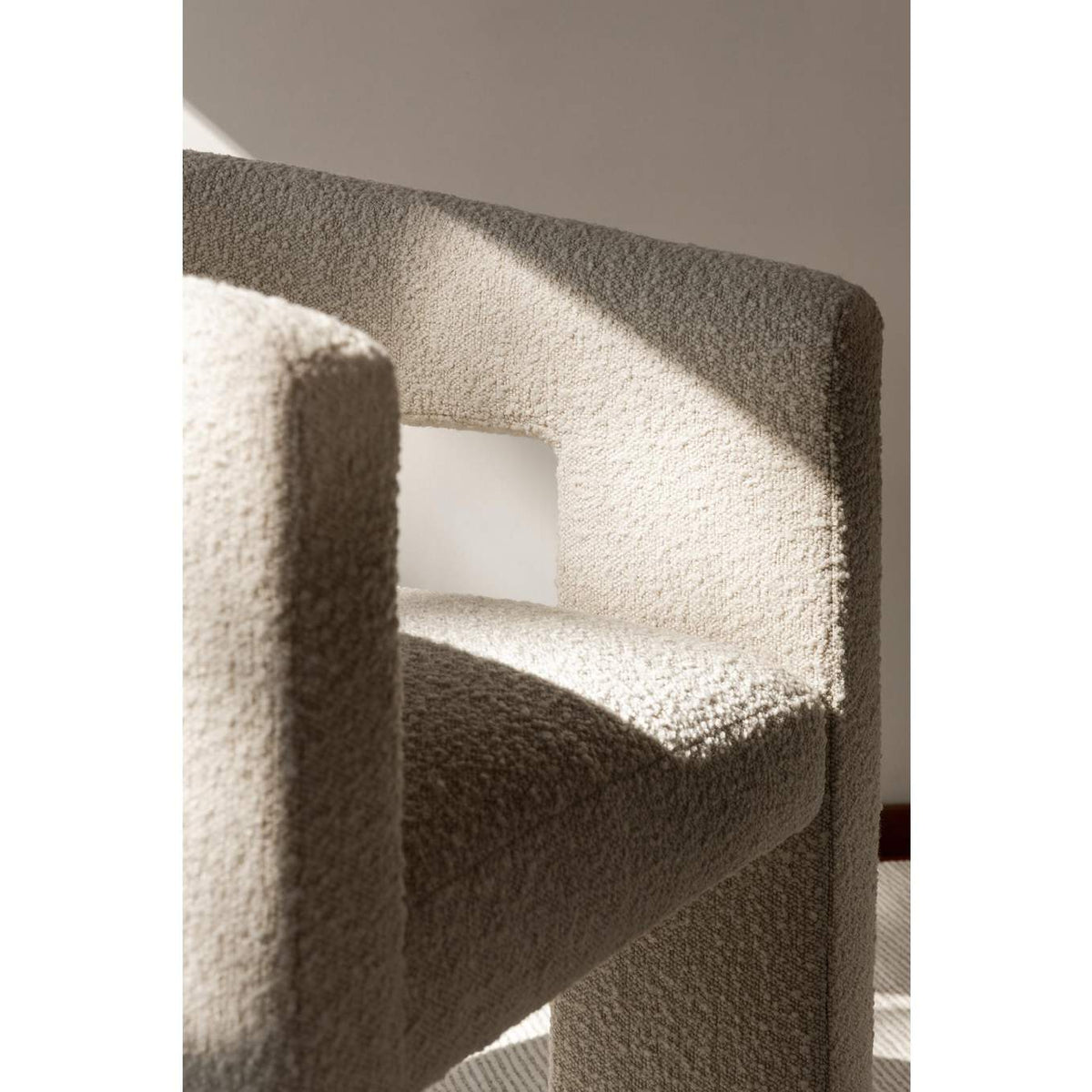 ZT-1032-18 Elo Chair White