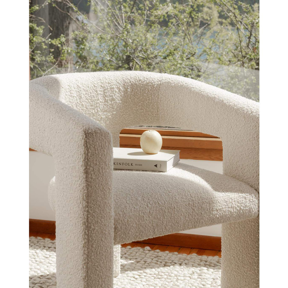 ZT-1032-18 Elo Chair White