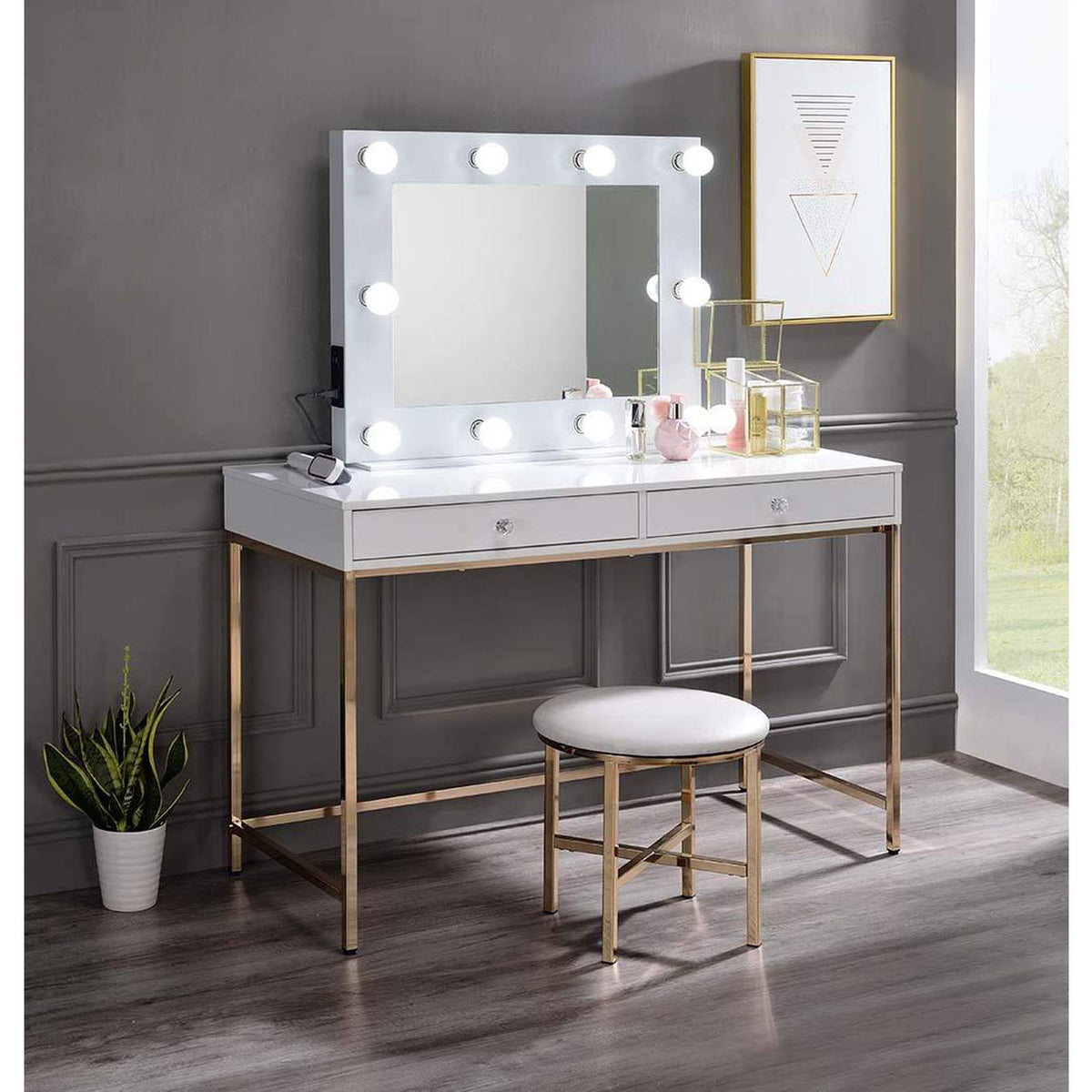 AC00759 Avery Accent Mirror