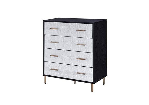 AC00959 Myles Chest