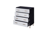 AC00959 Myles Chest
