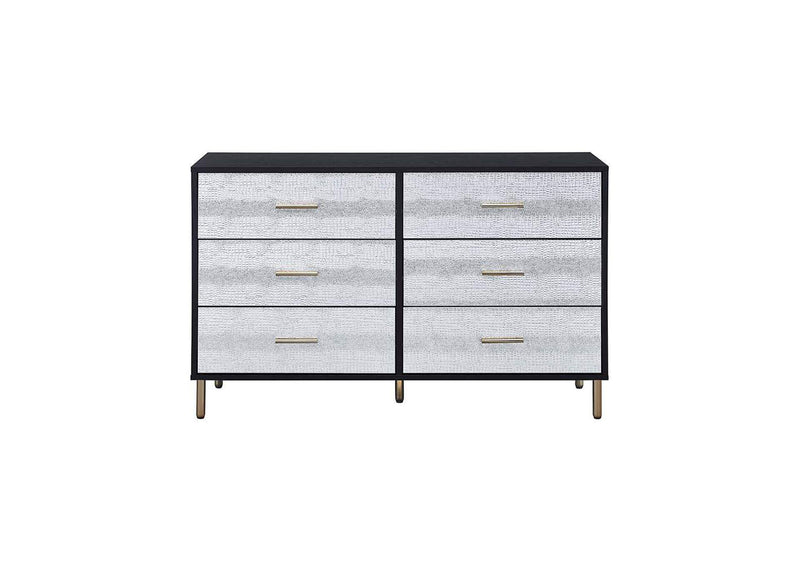 AC00961 Myles Dresser