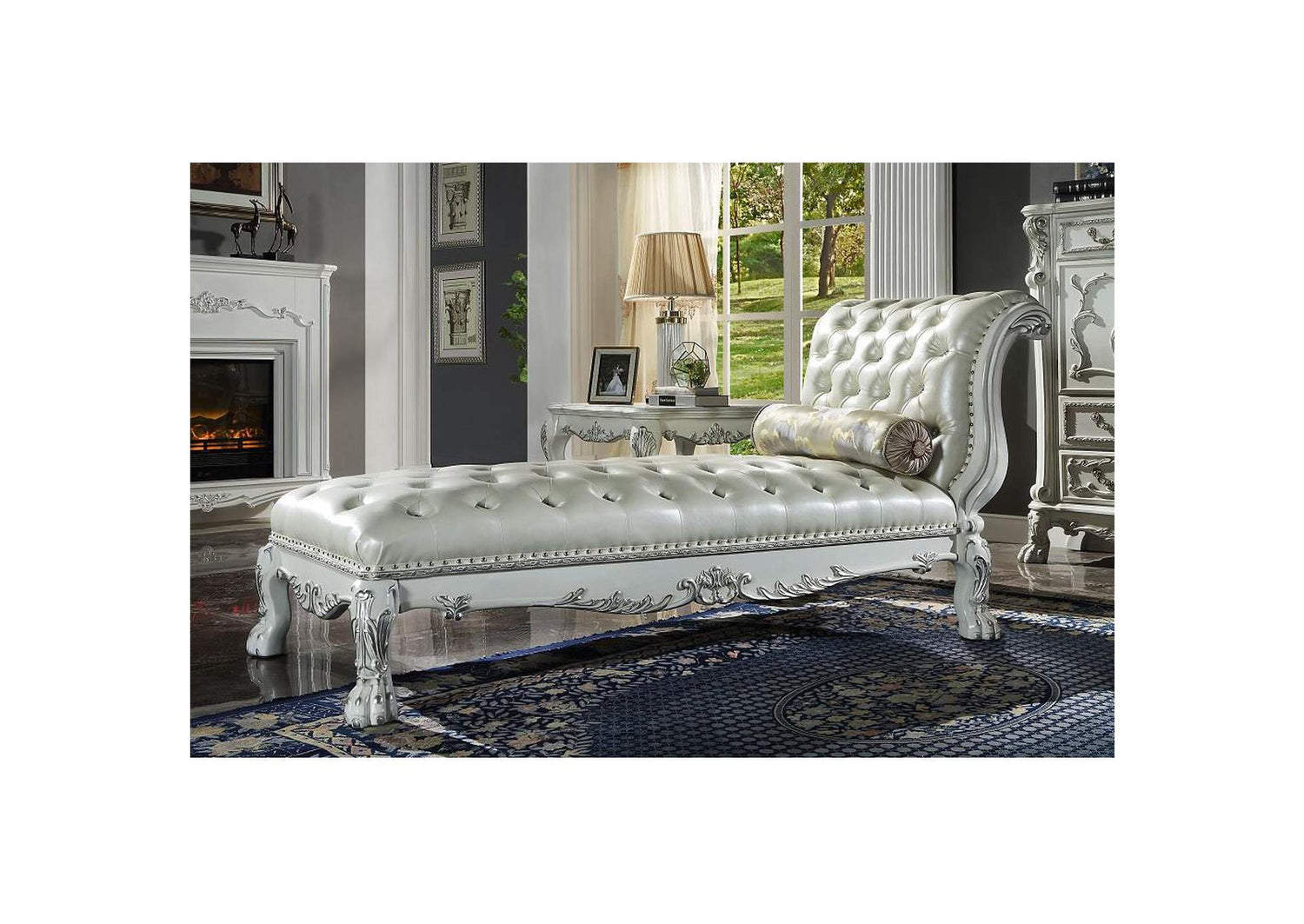 AC01693 Dresden Chaise with Pillow