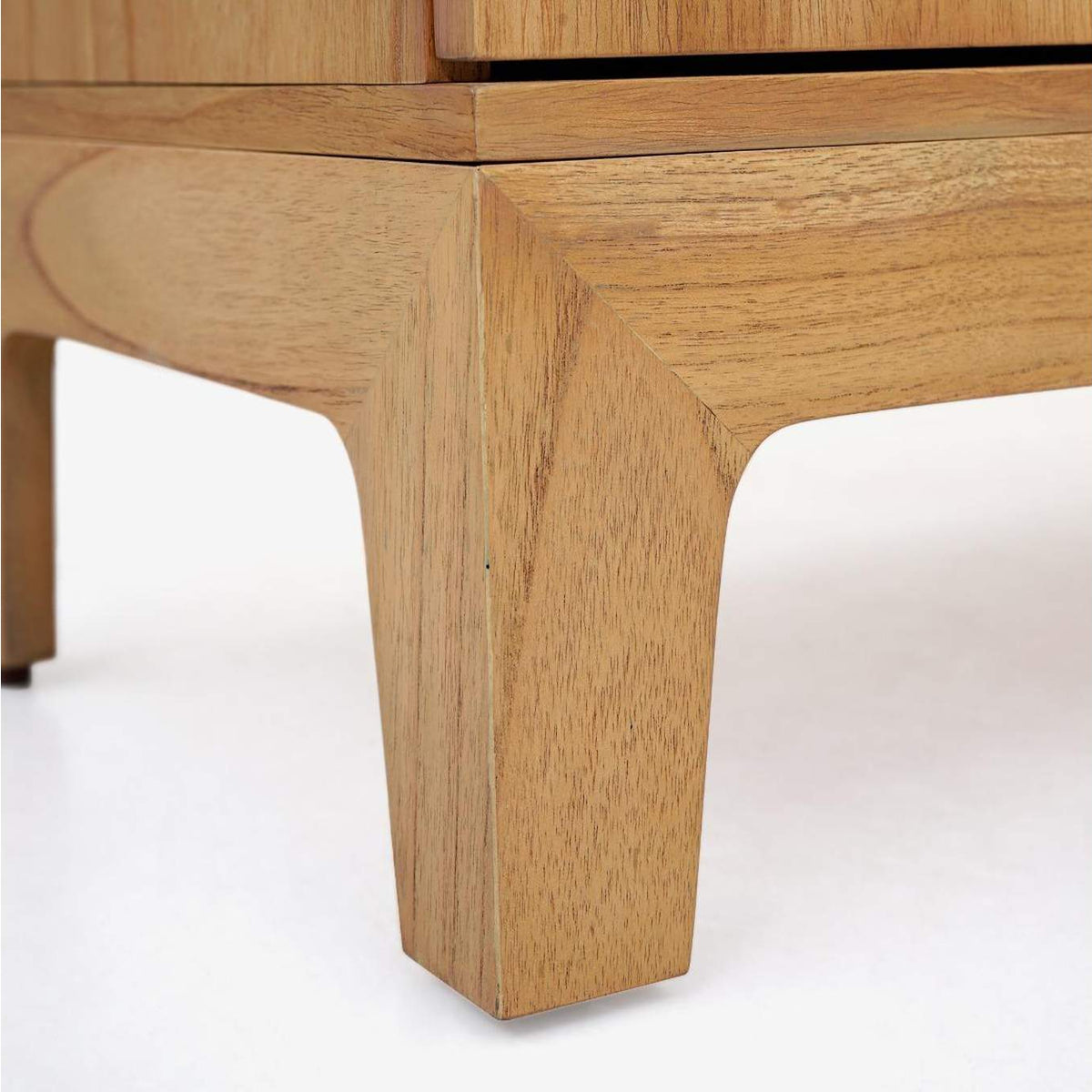 AC02896 Lola Cabinet