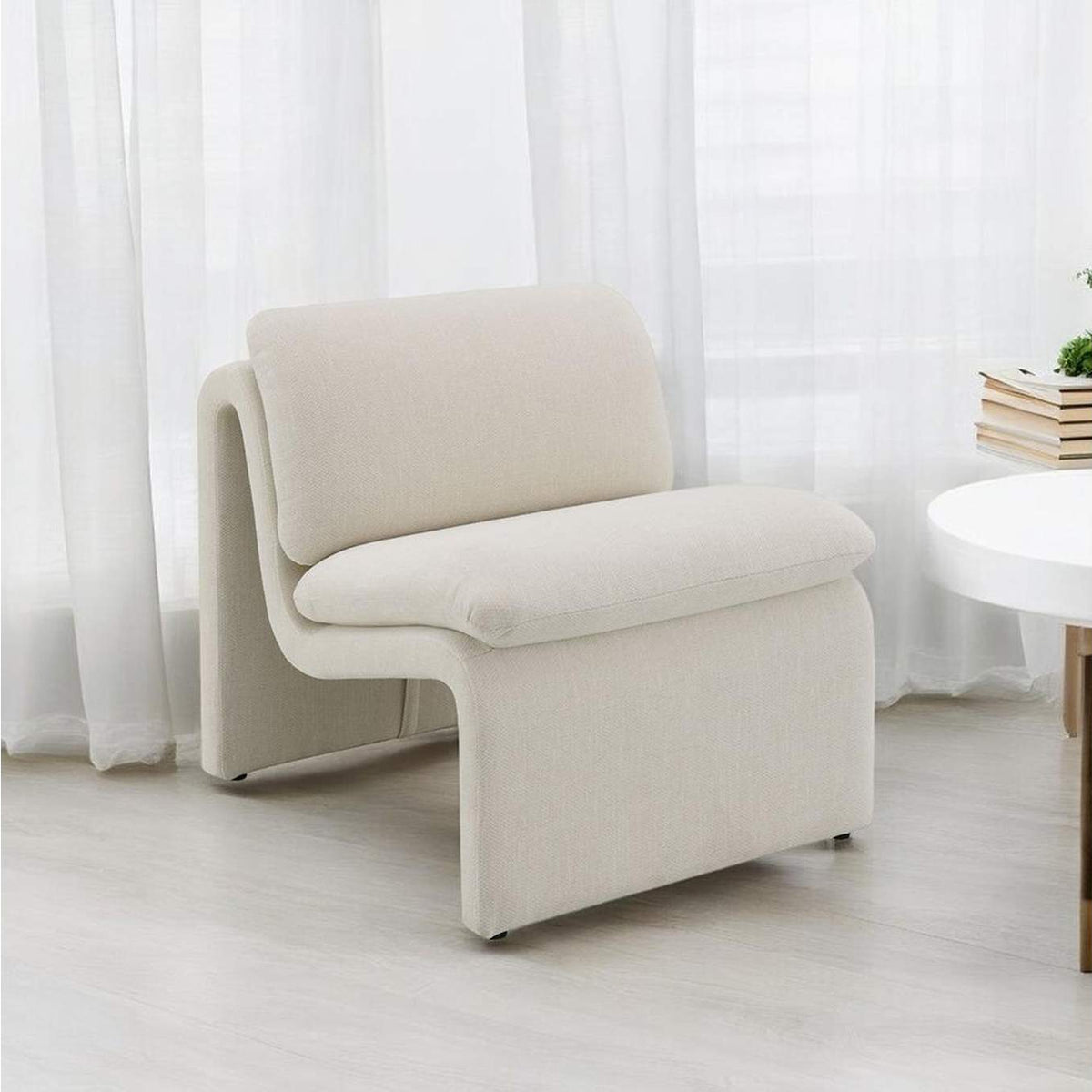AC04552 Jaeda Accent Chair